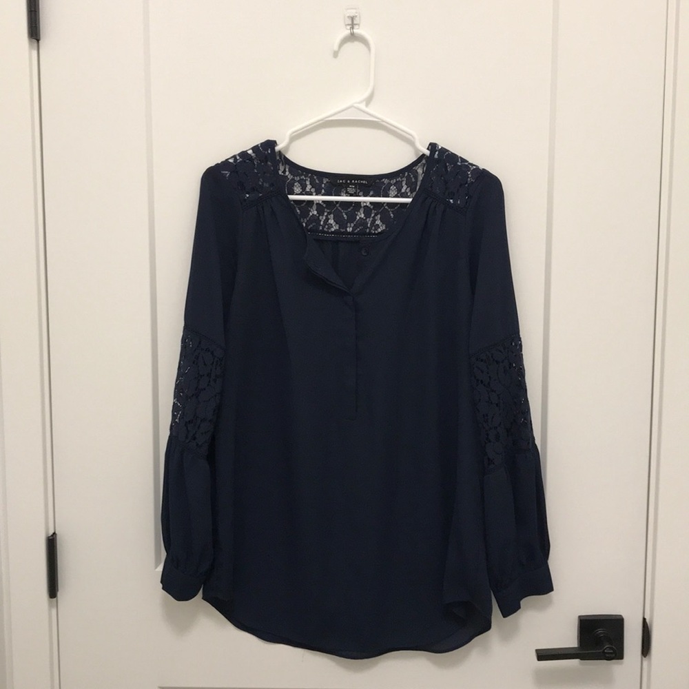 Long Sleeve Blouse with lace details